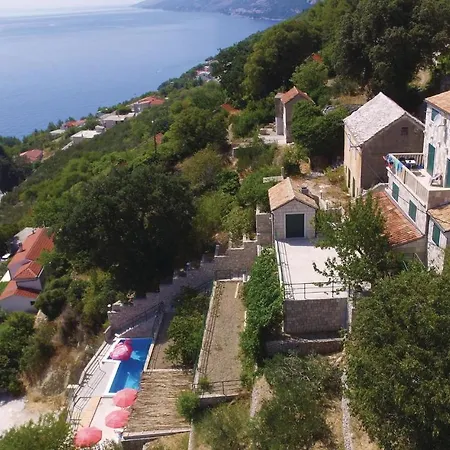 Three-bedroom Holiday In Holiday home Brela